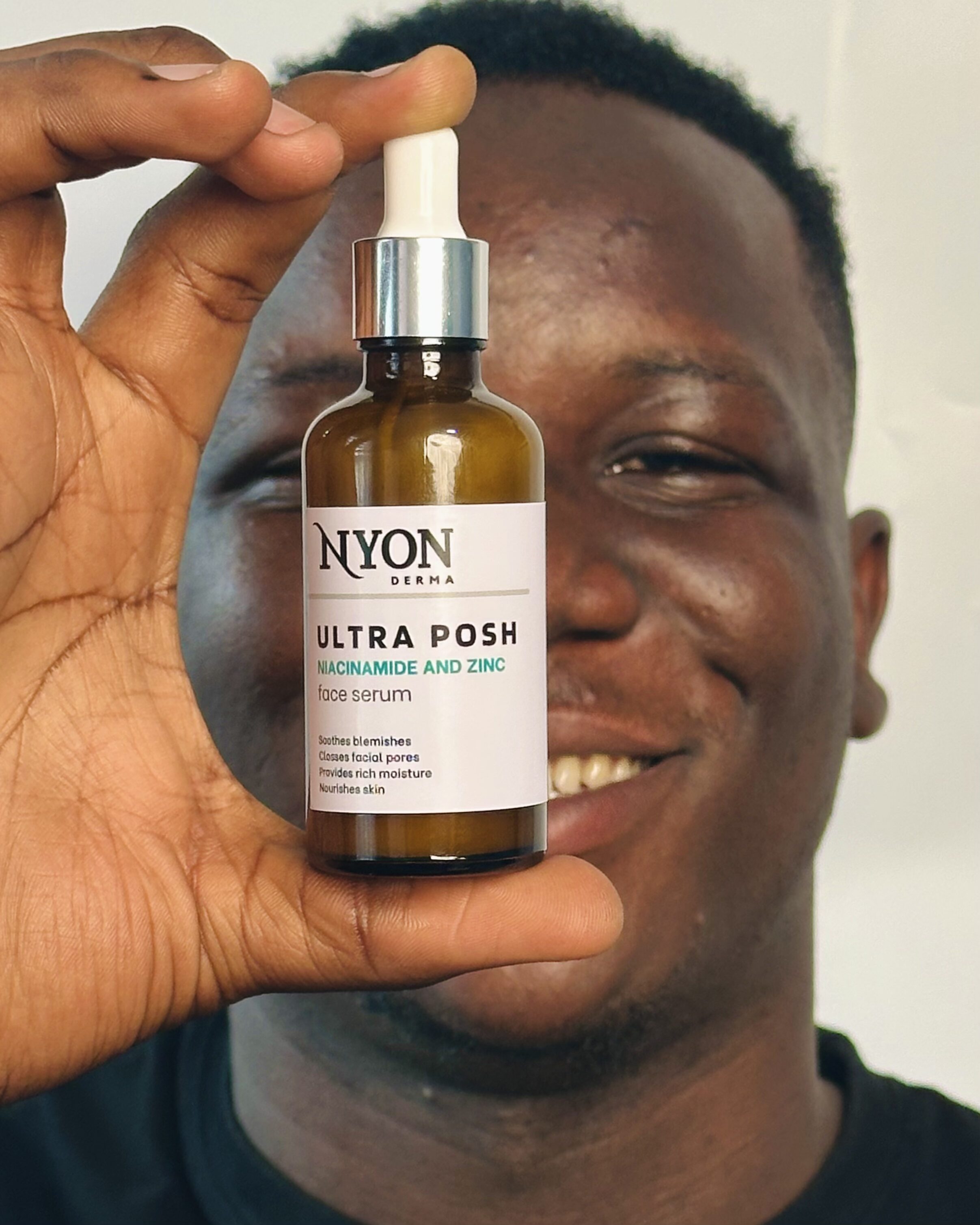 10% niacinamide and 1% zinc face serum for shrinking facial pores and brightening skin